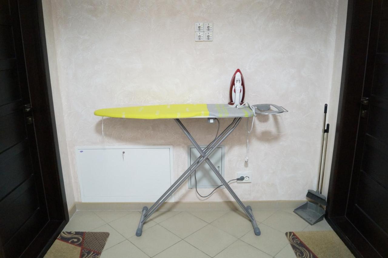 Rosinka Motel Ukrainka Екстериор снимка